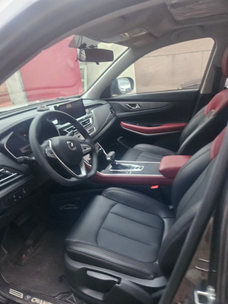 天津22年长安汽车CS758