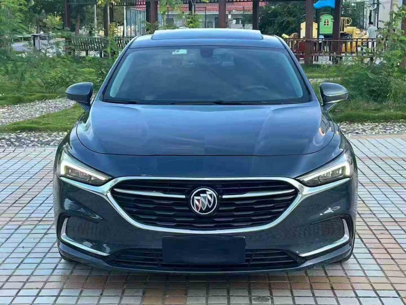 珠海20年别克君越1