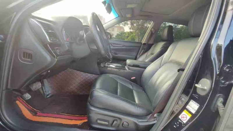 珠海16年丰田皇冠7