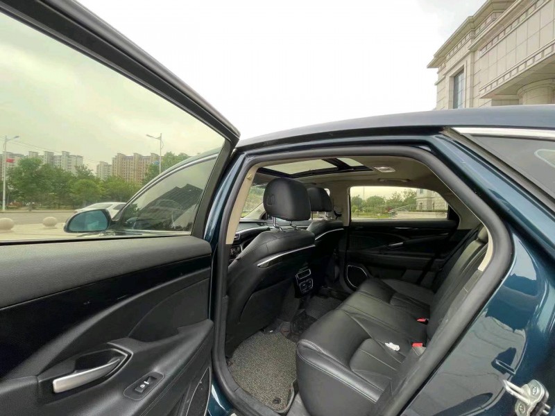 沧州17年吉利博越7