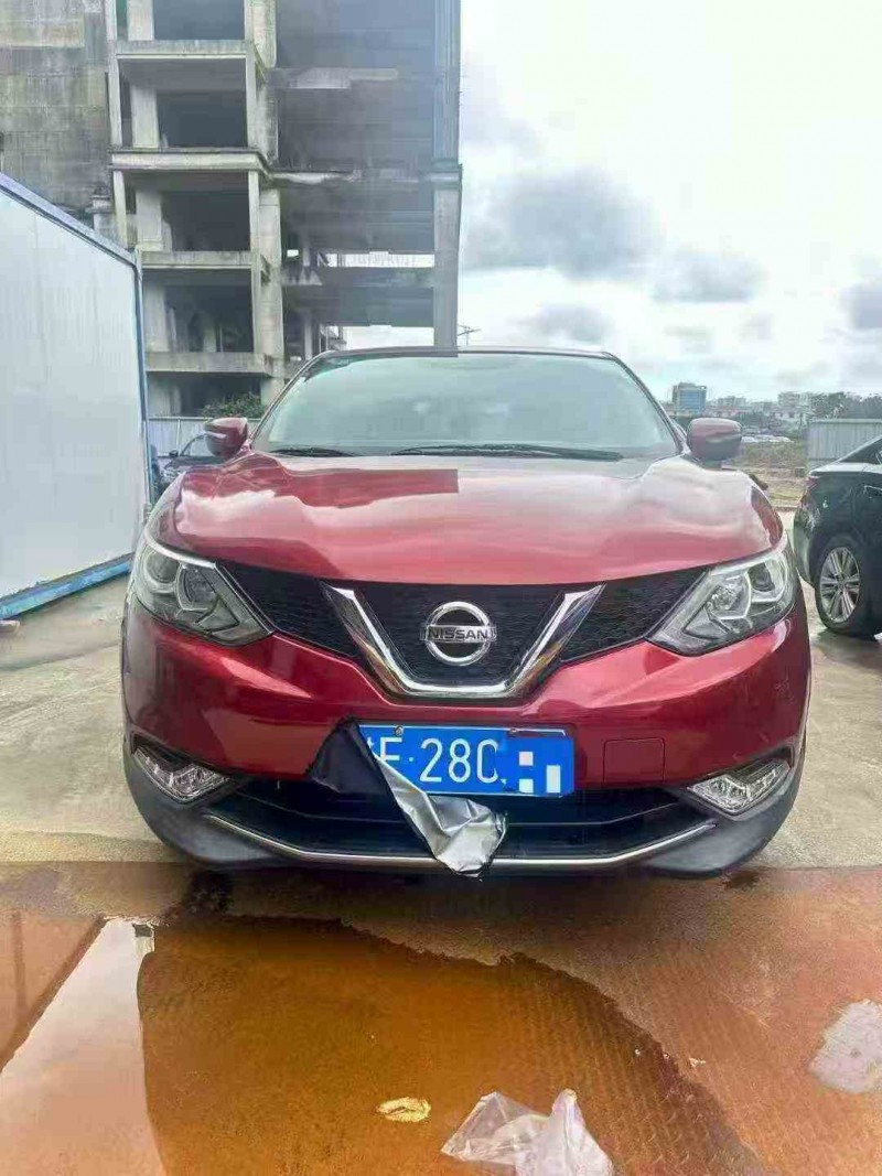 钦州17年日产逍客1