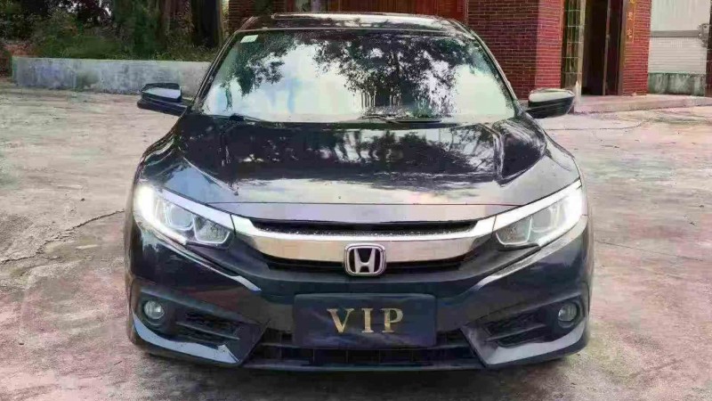 汕头18年本田思域1