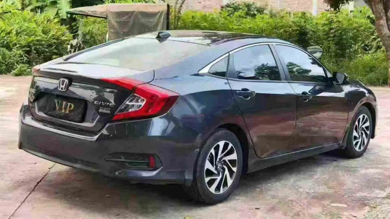 汕头18年本田思域9