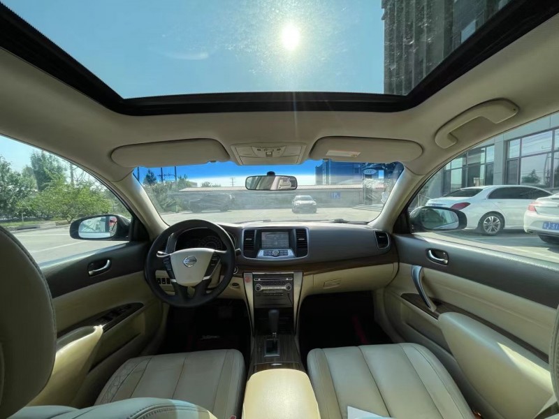 沧州11年日产天籁5