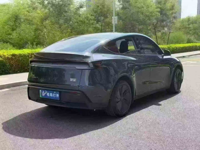 东莞25年特斯拉MODEL Y7