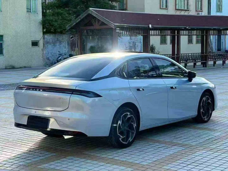 江门24年传祺埃安S9