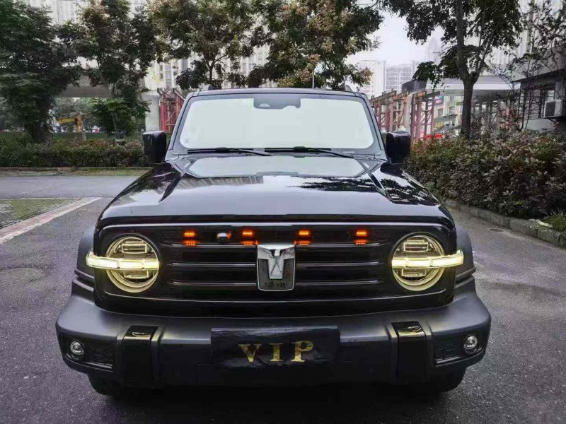 襄阳23年长城汽车坦克1