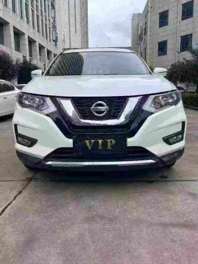 襄阳19年日产奇骏1