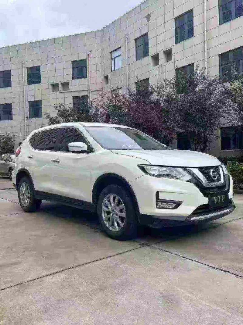 襄阳19年日产奇骏8