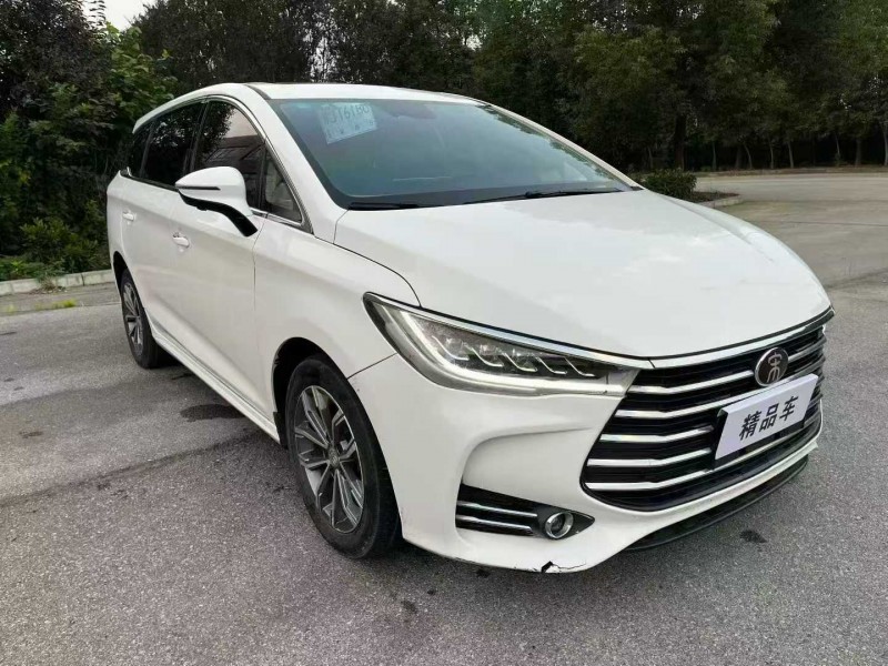 襄阳19年比亚迪宋MAX2