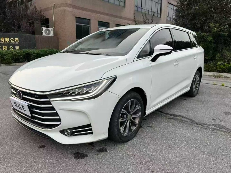 襄阳19年比亚迪宋MAX3