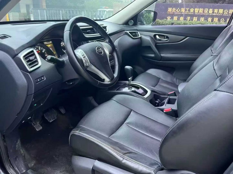 襄阳17年日产奇骏8