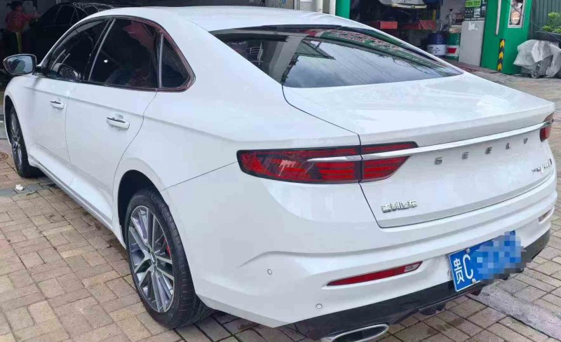 黔西南23年吉利星瑞8