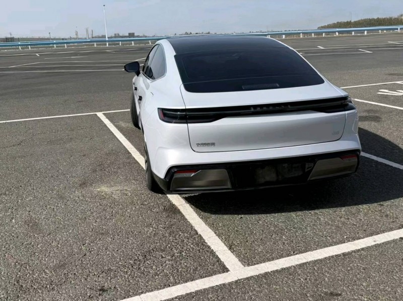 乌鲁木齐24年吉利银河5