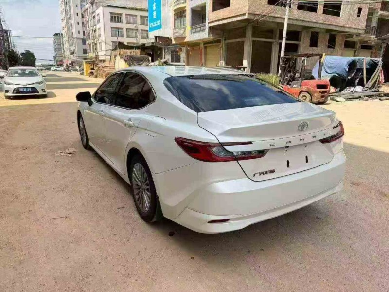 北海24年丰田凯美瑞9