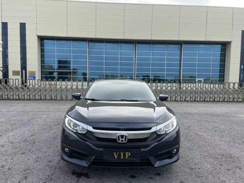 盐城18年本田思域1