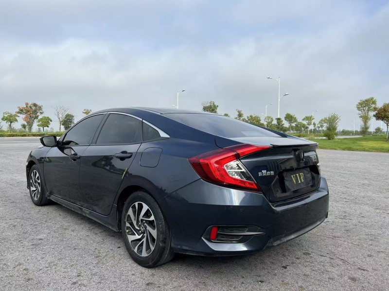 盐城18年本田思域8