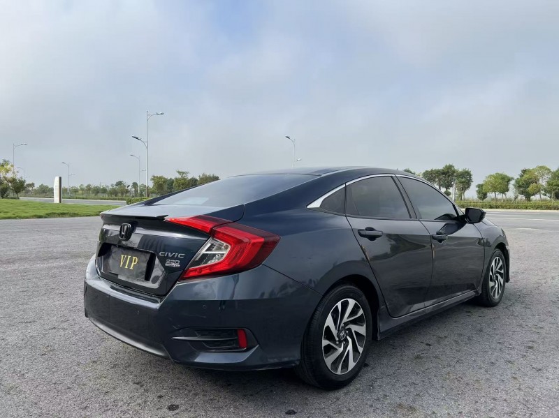 盐城18年本田思域9