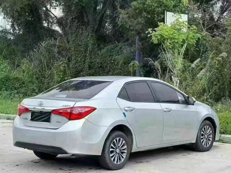 汕头18年丰田雷凌8