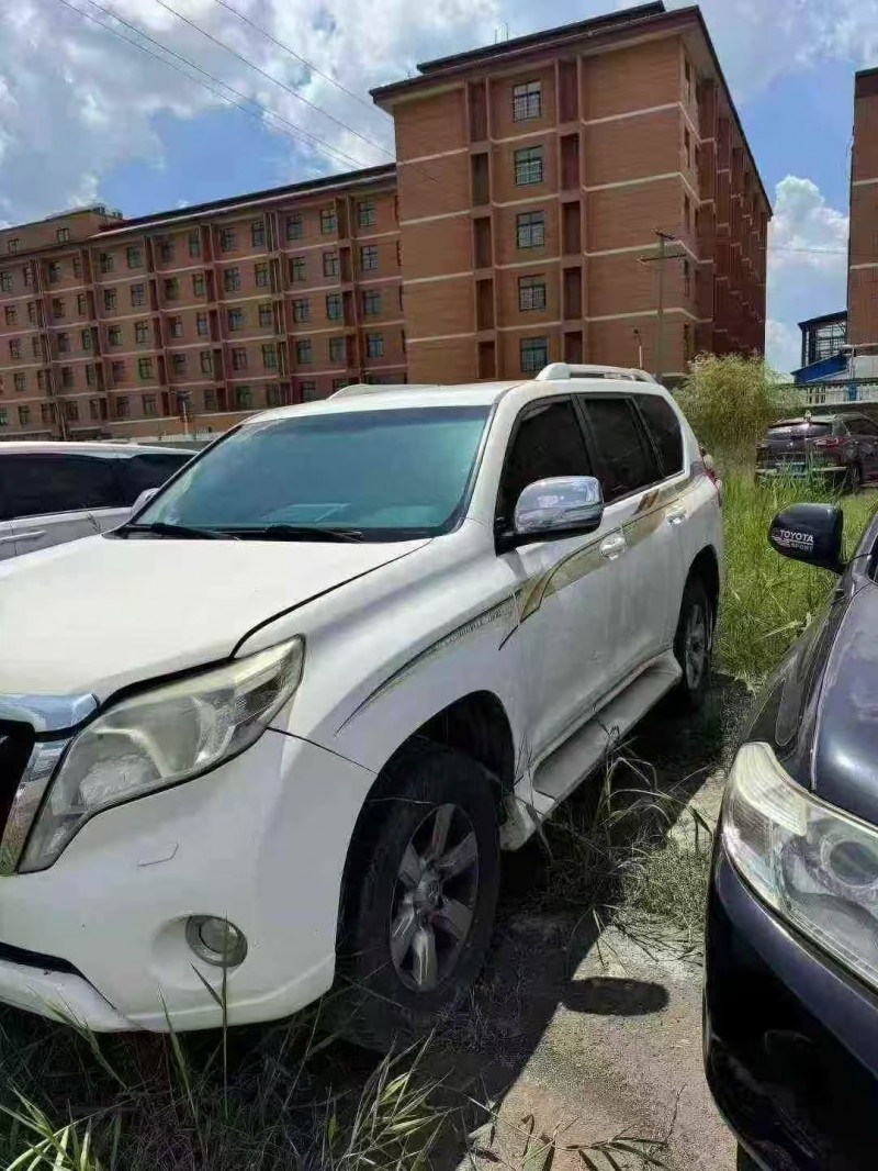 菏泽14年丰田普拉多3