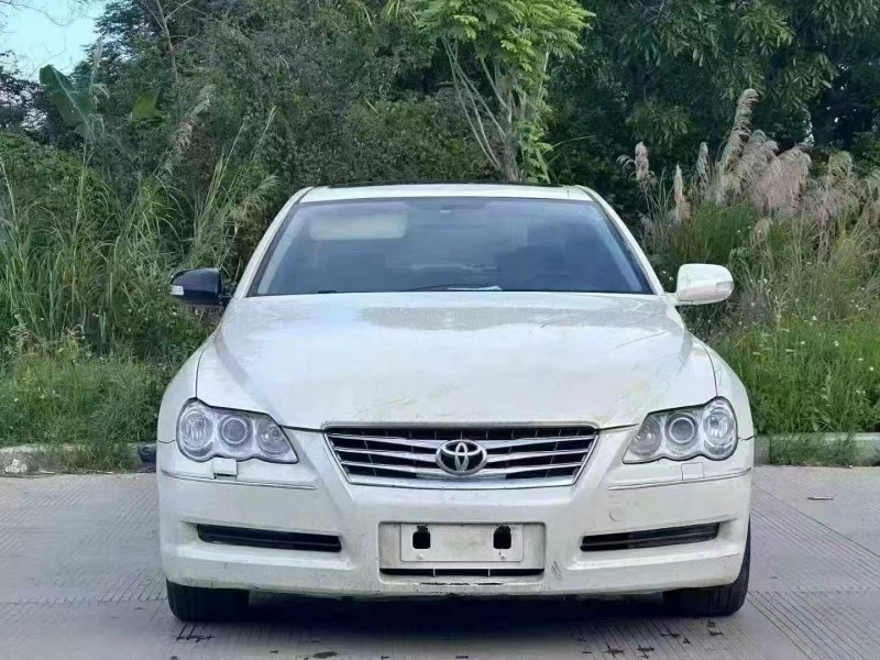 汕头10年丰田锐志1