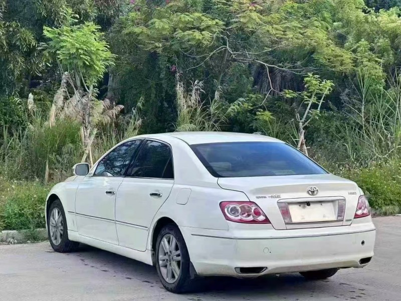 汕头10年丰田锐志7