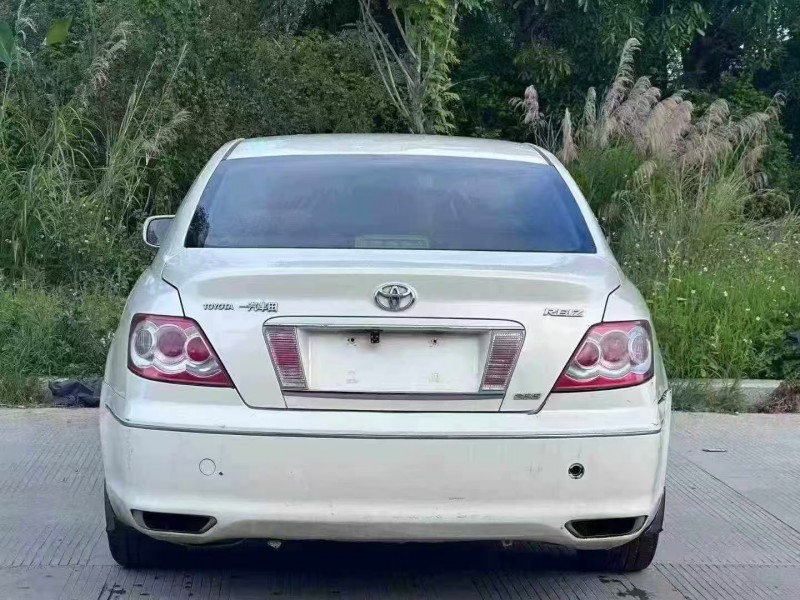 汕头10年丰田锐志9