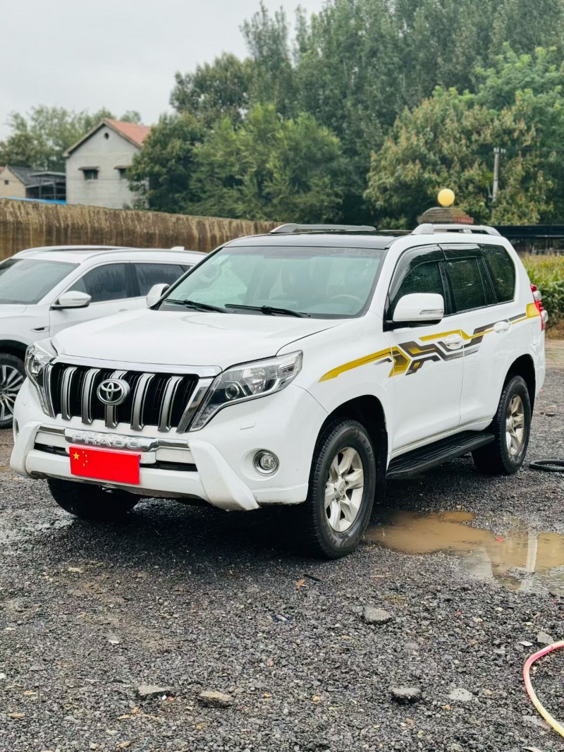 鹤壁12年丰田普拉多2