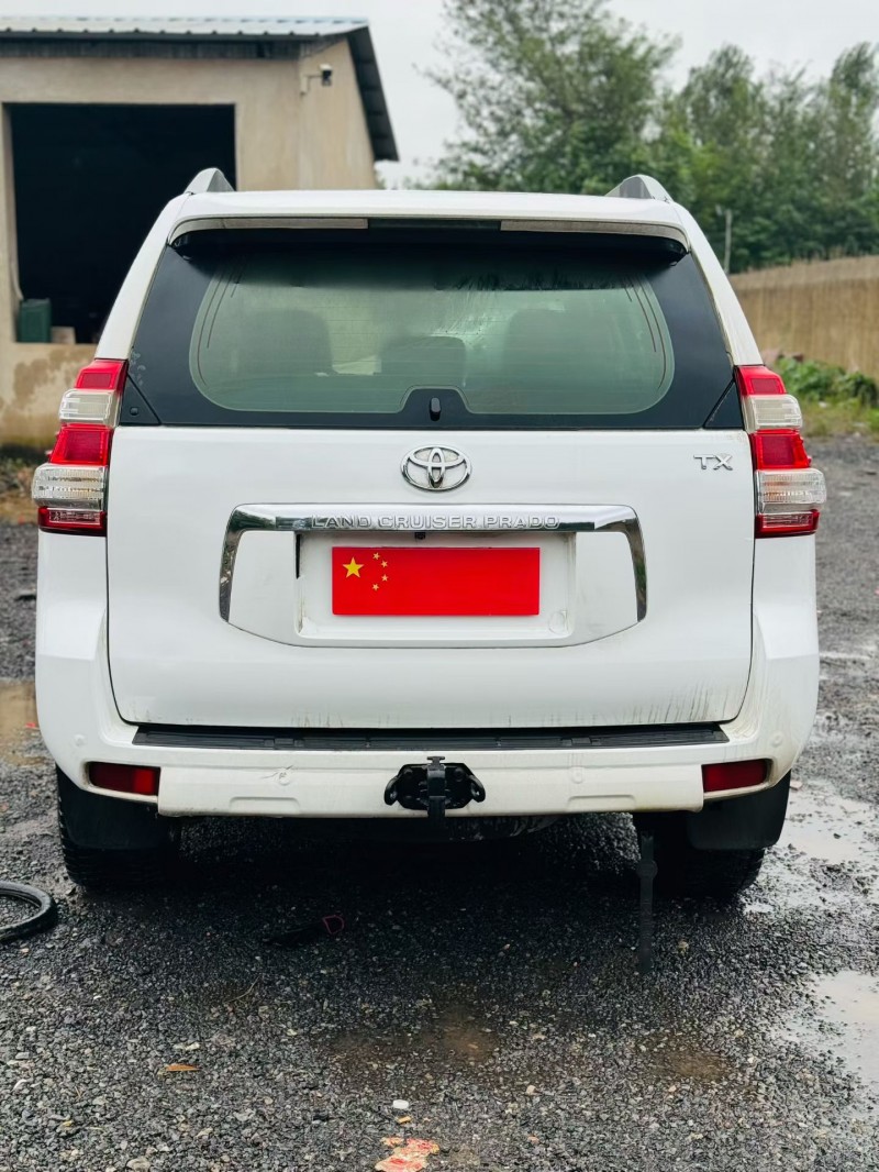 鹤壁12年丰田普拉多5