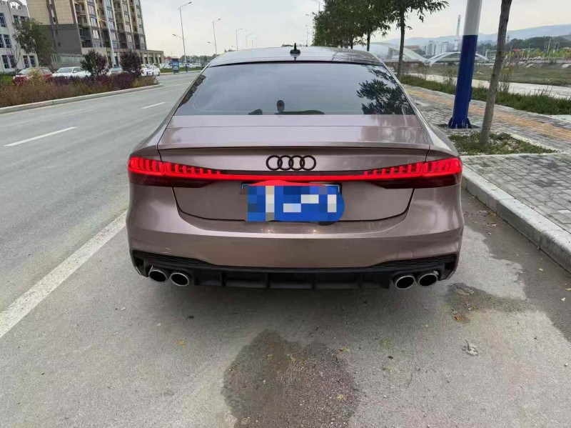 天水20年奥迪A7L9