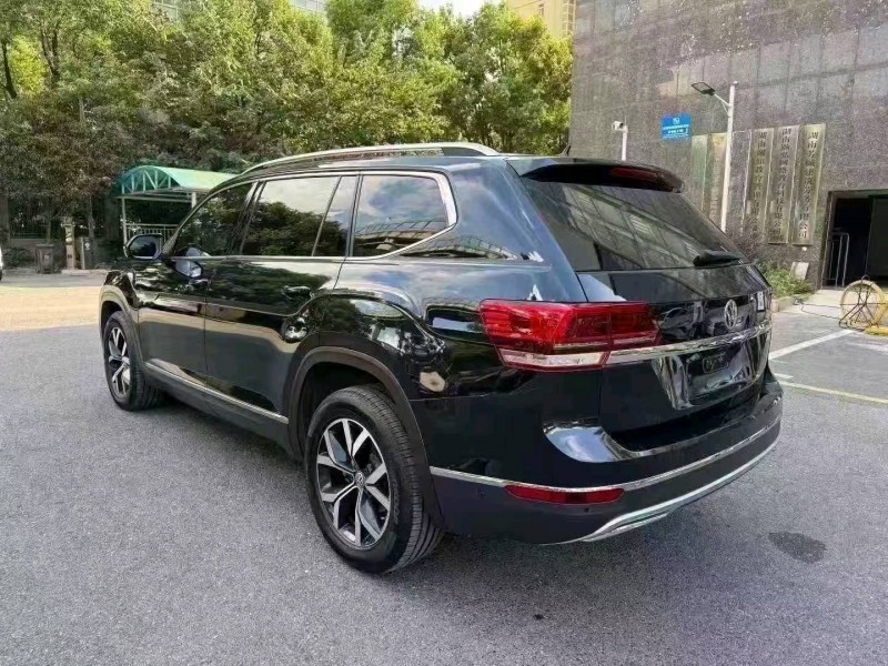 长沙20年大众途昂5