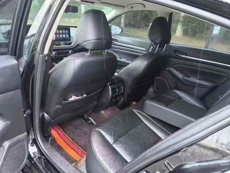 东营21年日产天籁4