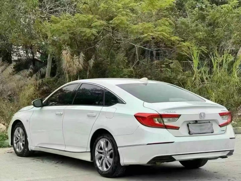 汕头18年本田雅阁7