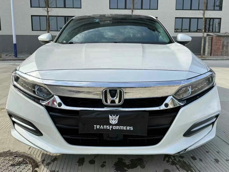 汕头18年本田雅阁1