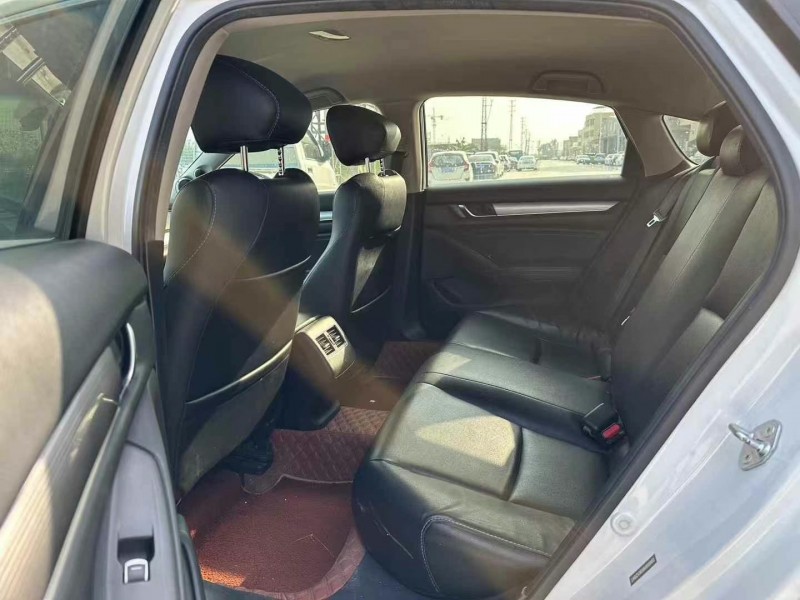 汕头18年本田雅阁5