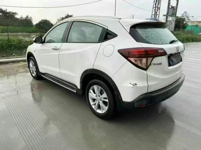 汕头17年本田缤智7