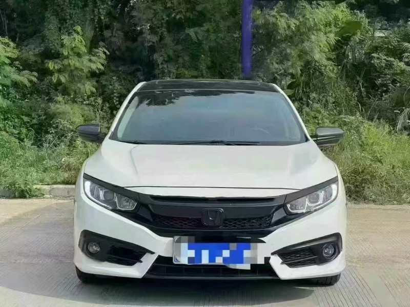 汕头19年本田思域1