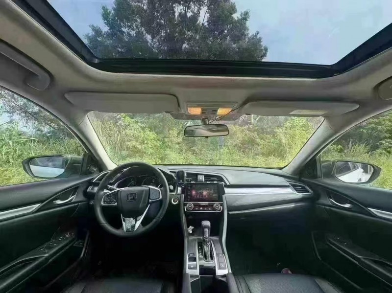 汕头19年本田思域5