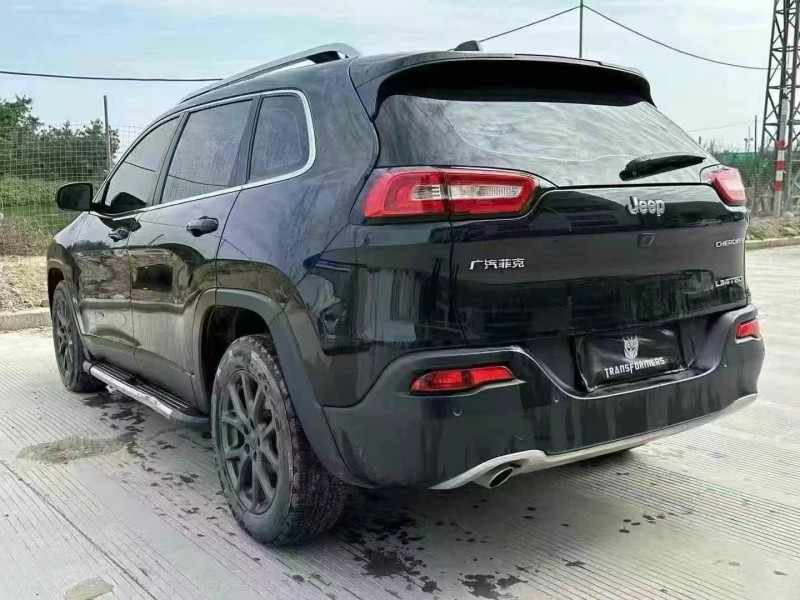 汕头20年Jeep自由光7