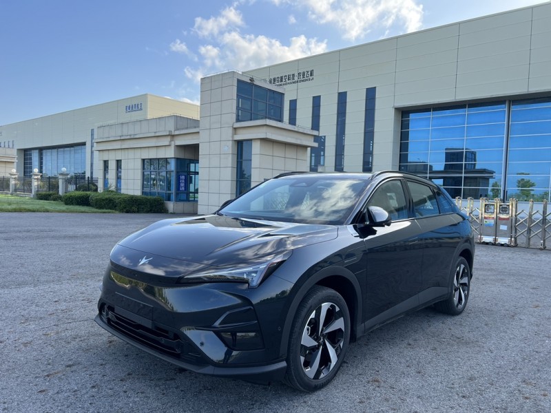 盐城25年极狐汽车阿尔法3