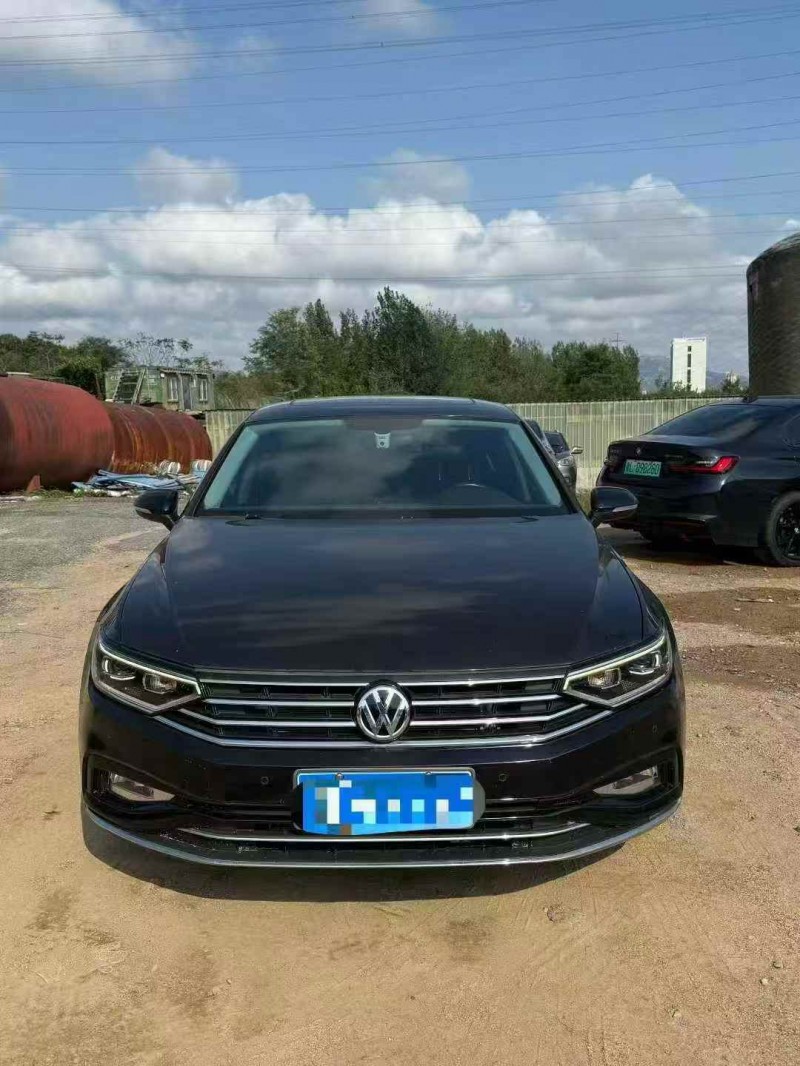 青岛20年大众迈腾1