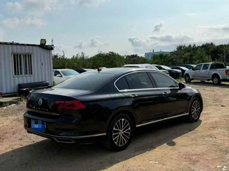 青岛20年大众迈腾8