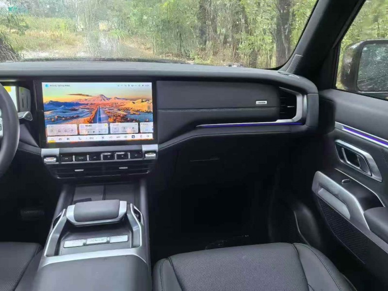 邯郸25年长安汽车深蓝5