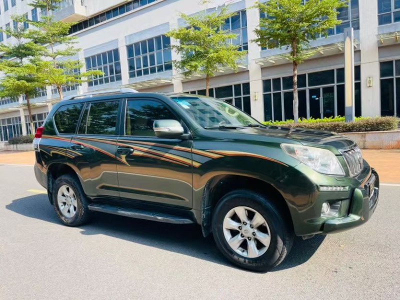 东莞14年丰田普拉多2