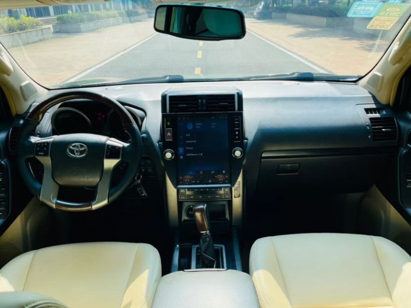 东莞14年丰田普拉多6