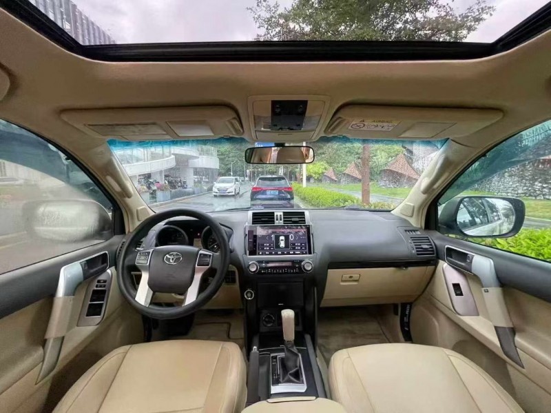 深圳14年丰田普拉多6