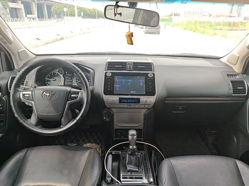 深圳19年丰田普拉多6