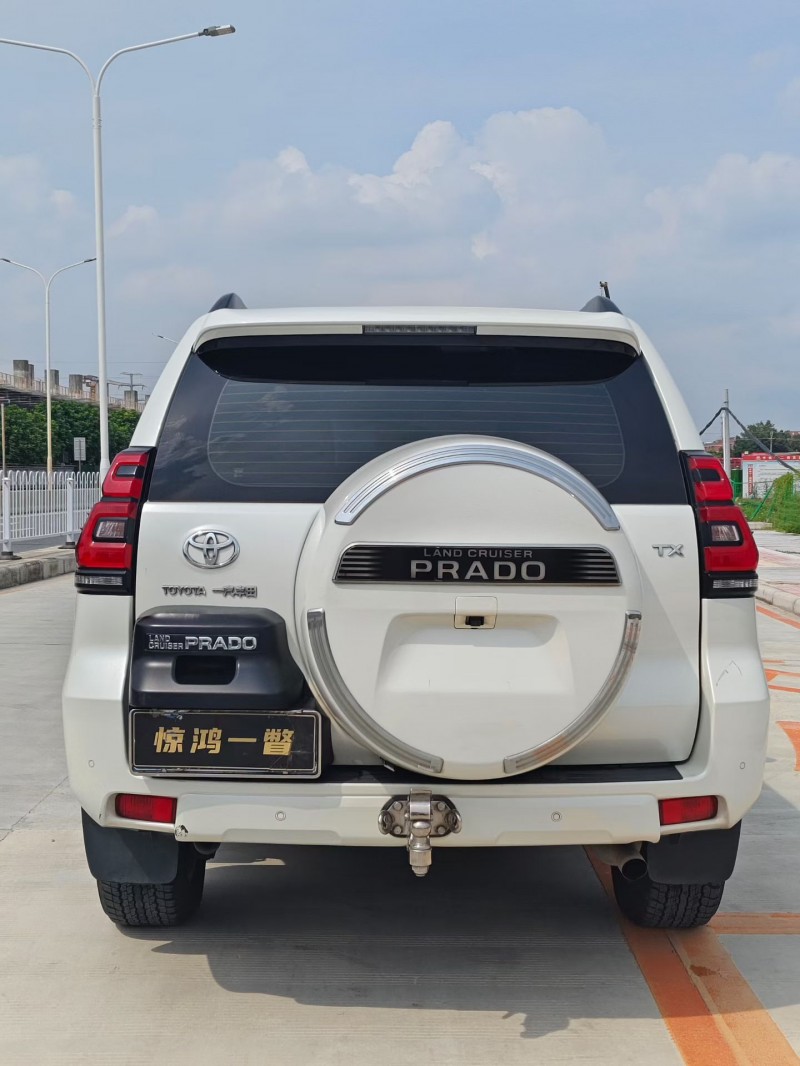 深圳19年丰田普拉多9