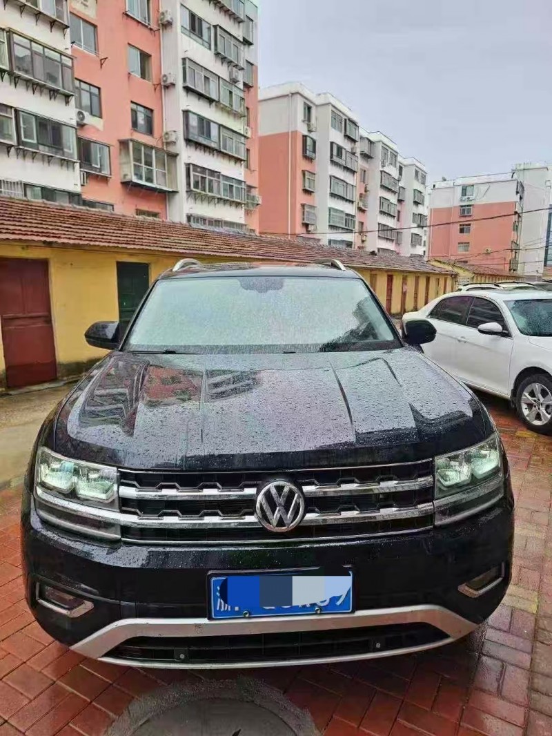 济南19年大众途昂1