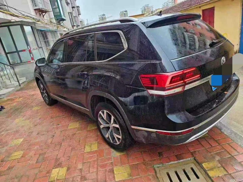 济南19年大众途昂4